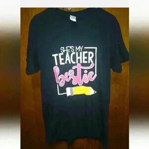 Women's Black Short Sleeve T-Shirt Gildan Size Medium "She's My Teacher Bestie"
